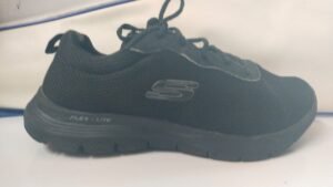 SKECHERS SIZE PK 11 = EURO 45
