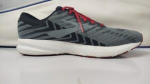 LAUNCH SIZE PK 09   = EURO 43